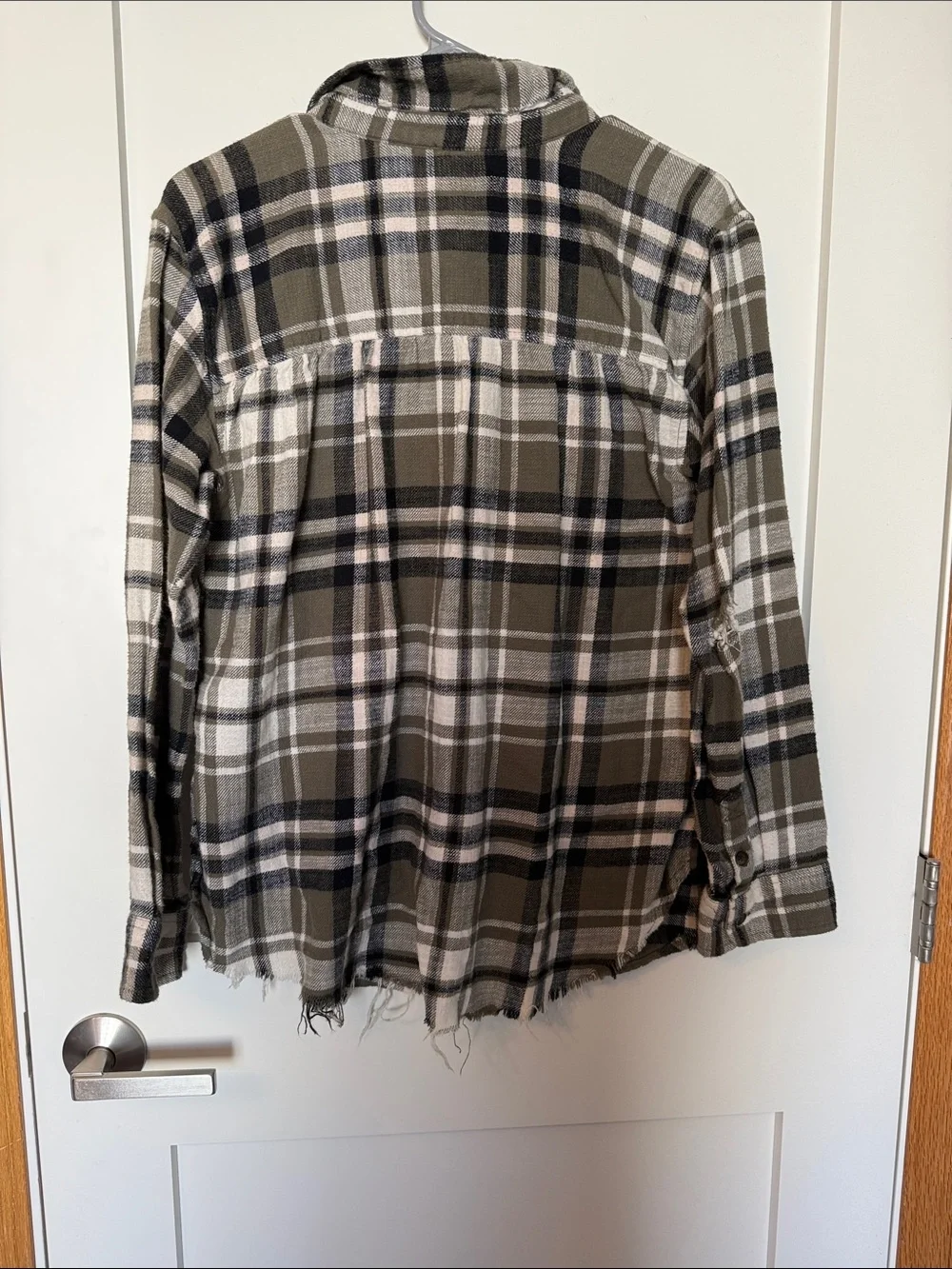 American Eagle Outfitters Olive Green Black White Plaid Button-Down Shirt